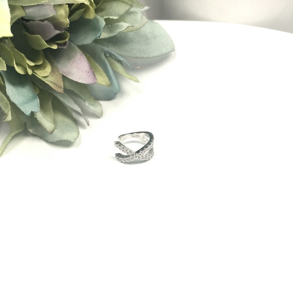 Rhinestone Criss Cross Ear Cuff (1 pc.) - Picture 7 of 9